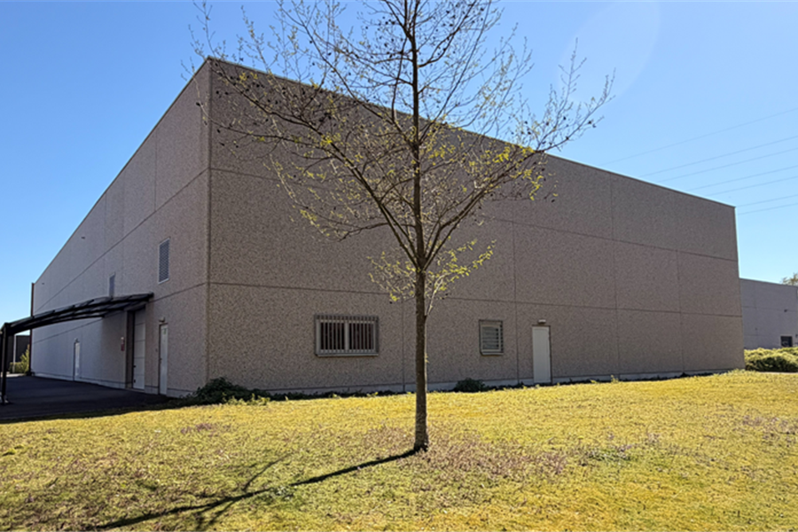 Froyennes - unit 2 1500 m²